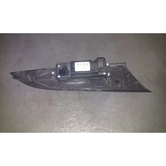 Mando Elevalunas Delantero Derecho para Mazda 3 Berlina (Bk)