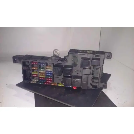 Caja Reles / Fusibles para Volvo S80 Berlina
