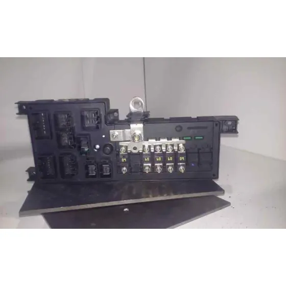 Caja Reles / Fusibles para Volvo S80 Berlina