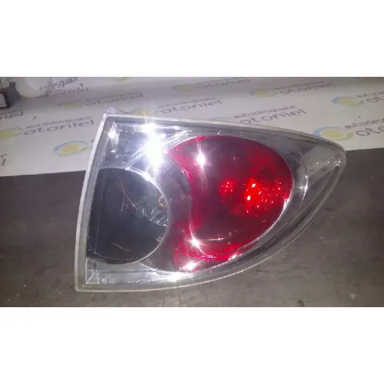 Piloto Trasero Derecho para Mazda 6 Monovolumen (Gy)