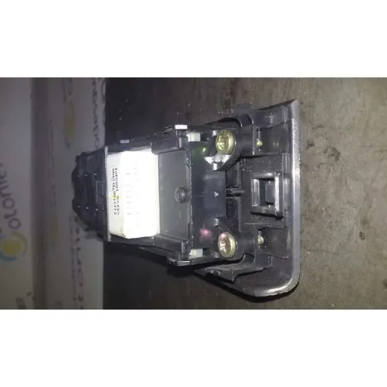 Mando Elevalunas Delantero Izquierdo para Toyota Corolla Verso (R1)