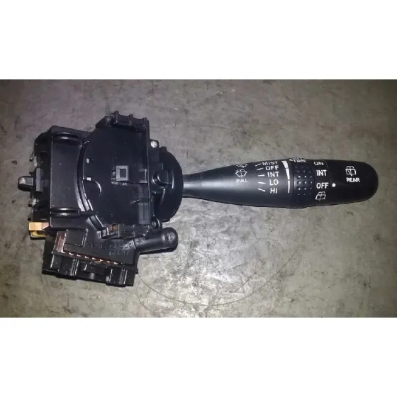 Mando Limpia para Toyota Corolla (E12)