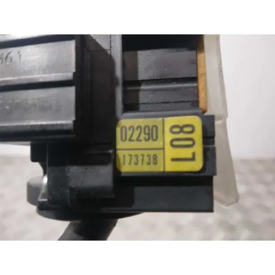 Mando Limpia para Toyota Corolla (E12)