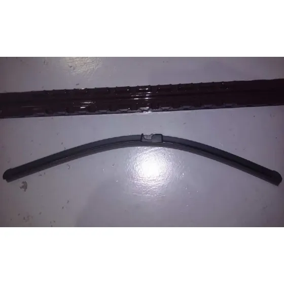Escobilla Limpia para Volkswagen Passat Berlina (3B3)