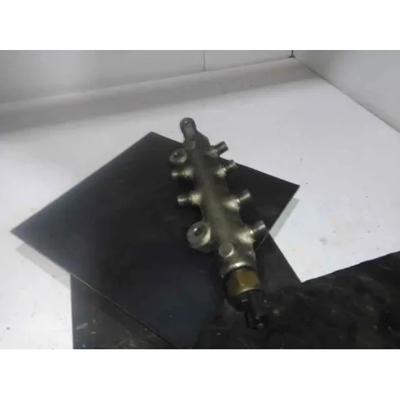 Rampa Inyectora para Mazda 6 Berlina (Gg)