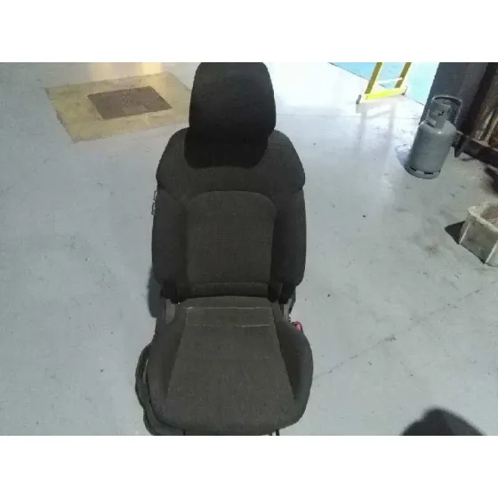 Asiento Delantero Derecho para Kia Carens ( )