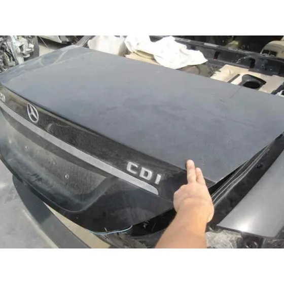 Tapa Maletero para Mercedes-Benz Clase Cls (W219)