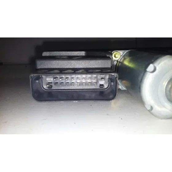 Motor Elevalunas Trasero Derecho para Volkswagen Passat Berlina (3B2)