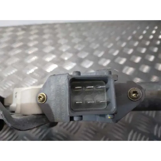 Elevalunas Delantero Izquierdo para Toyota Avensis Berlina (T25)