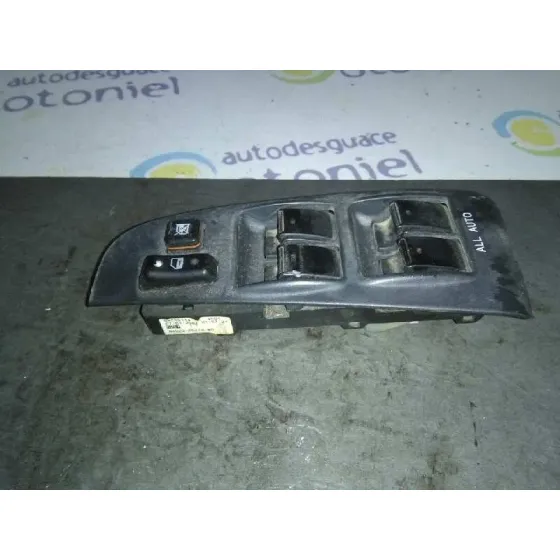 Mando Elevalunas Delantero Izquierdo para Toyota Avensis Berlina (T25)