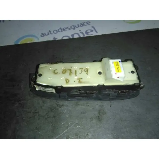 Mando Elevalunas Delantero Izquierdo para Toyota Avensis Berlina (T25)