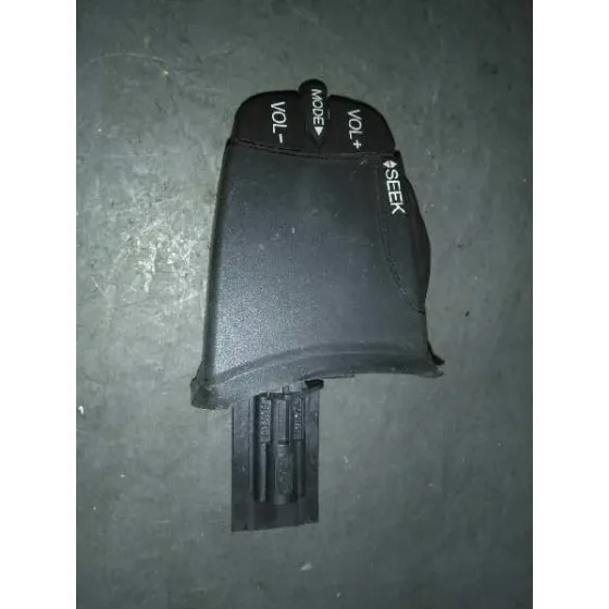 Mando Volante para Ford Fiesta (Cbk)