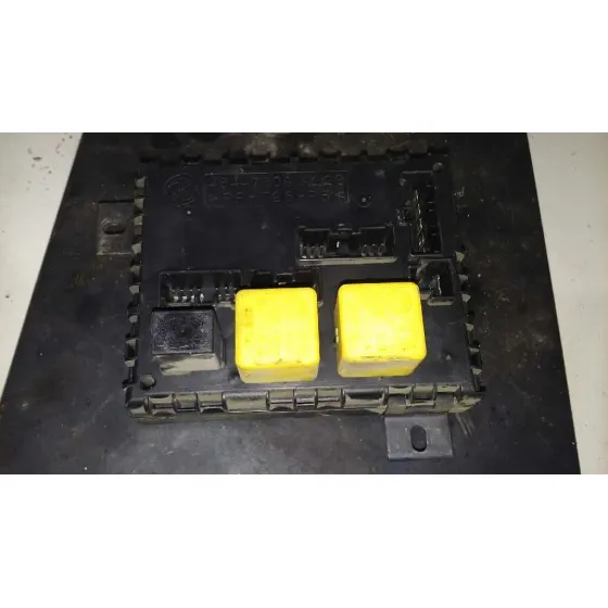 Caja Reles / Fusibles para Alfa Romeo 156 (116)