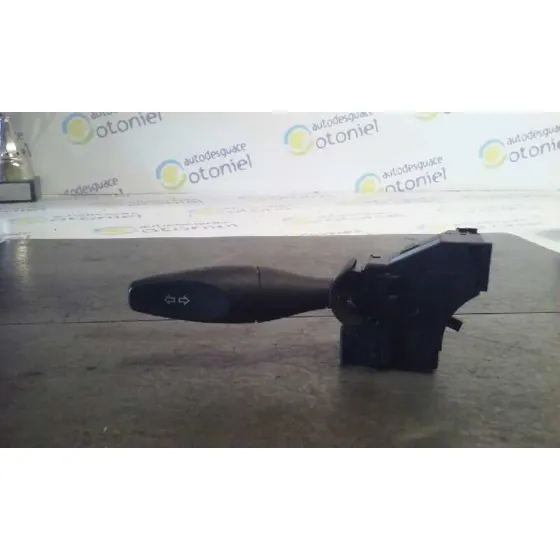 Mando Intermitentes para Ford Fiesta (Cbk)
