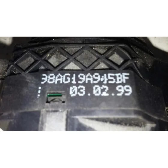 Interruptor para Ford Focus Berlina (Cak)
