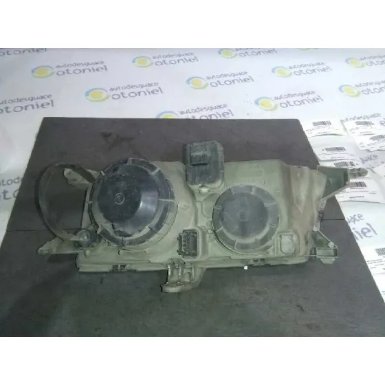 Faro Derecho para Saab 9-5 Sedan