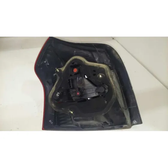 Piloto Trasero Derecho para Toyota Corolla (E12)