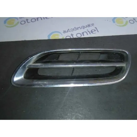 Rejilla Delantera para Nissan Micra (K11)