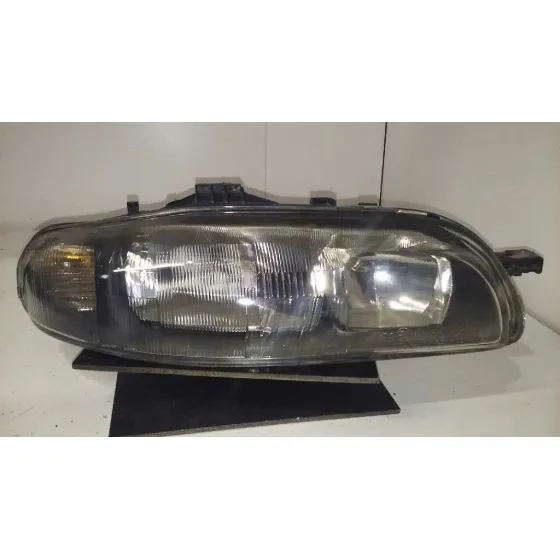 Faro Derecho para Fiat Bravo (182)