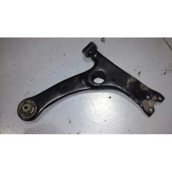 Brazo Suspension Inferior Delantero Derecho para Toyota Corolla Verso (R1)
