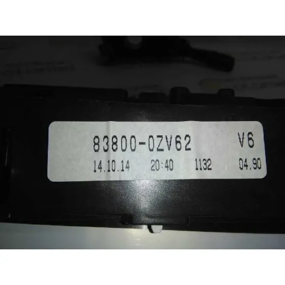Cuadro Instrumentos para Toyota Auris