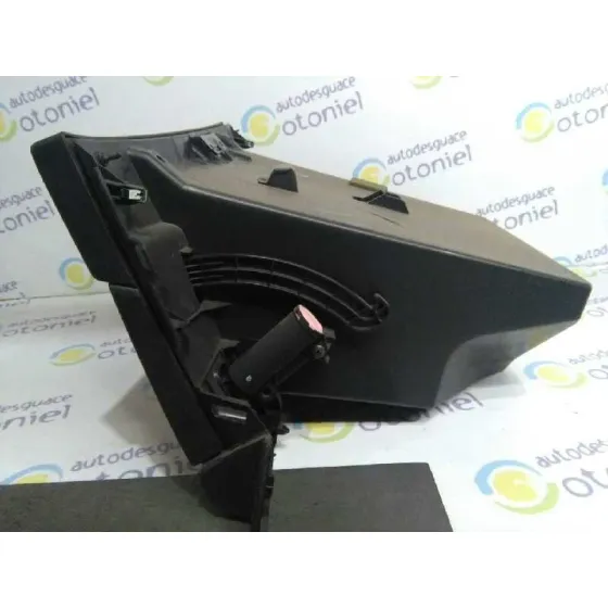 Guantera para Nissan Qashqai (J10)