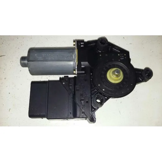 Motor Elevalunas Trasero Derecho para Volkswagen Golf Iv Berlina (1J1)