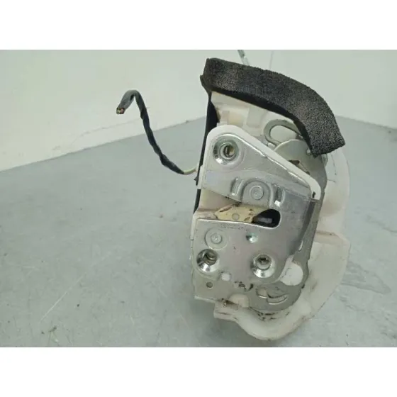 Cerradura Puerta Delantera Derecha para Subaru Legacy Lim. B14
