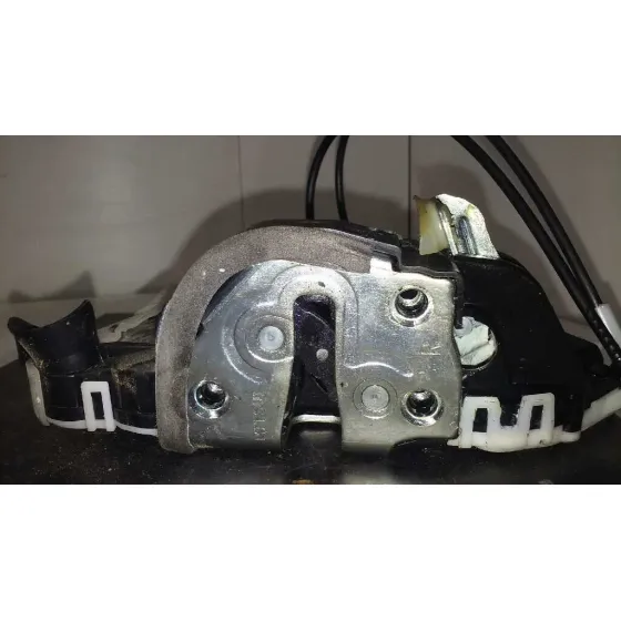 Cerradura Puerta Delantera Derecha para Toyota Yaris