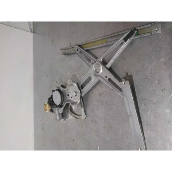 Elevalunas Delantero Izquierdo para Toyota Yaris