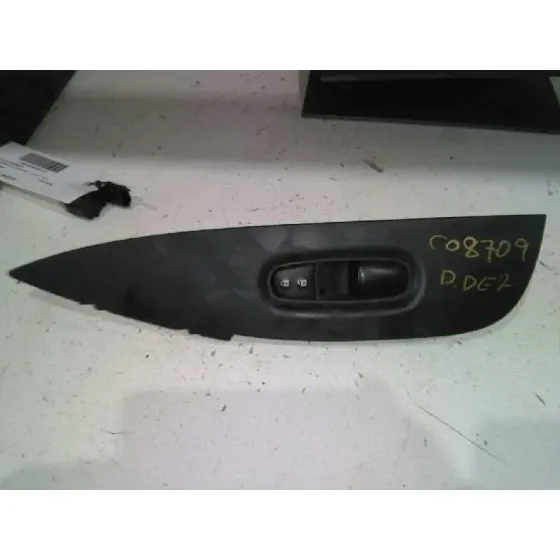 Mando Elevalunas Delantero Derecho para Nissan Qashqai (J11)