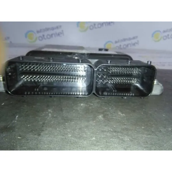 Centralita Motor Uce para Subaru Legacy Lim. B14