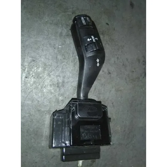 Mando Intermitentes para Ford Focus Berlina (Cap)