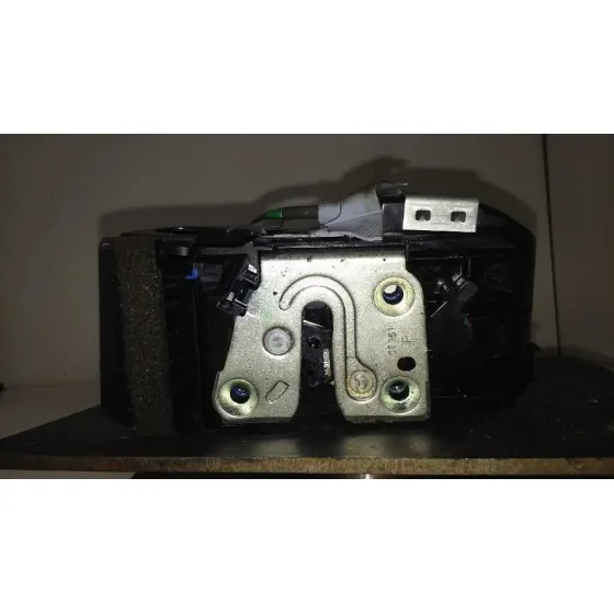 Cerradura Puerta Delantera Derecha para Nissan Juke (F15)