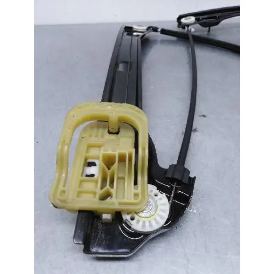 Elevalunas Delantero Derecho para Seat Toledo (Kg3)