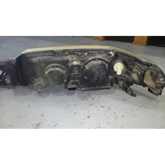 Faro Derecho para Renault Laguna Ii (Bg0)