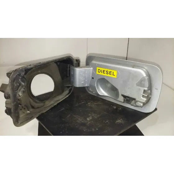 Tapa Exterior Combustible para Citroën C5 Berlina