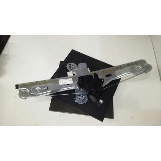 Elevalunas Trasero Derecho para Nissan Qashqai (J11)