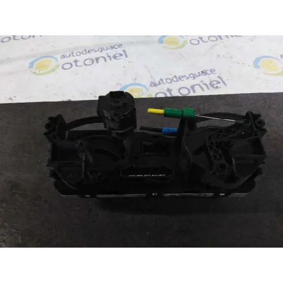 Mando Calefaccion / Aire Acondicionado para Mitsubishi Colt Berlina 5 (Z30A)