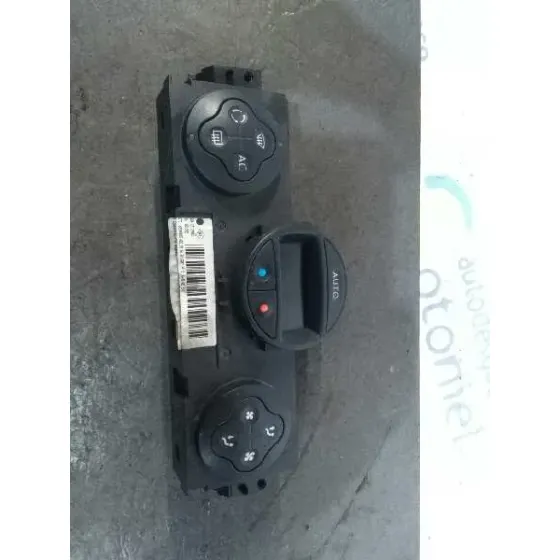Mando Climatizador para Renault Megane Ii Berlina 5P