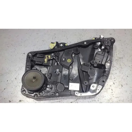 Elevalunas Delantero Derecho para Mercedes-Benz Clase Cla (W117)
