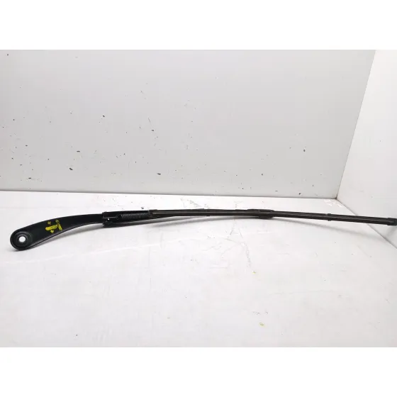 Brazo Limpia Delantero Izquierdo para Mercedes-Benz Clase Cla (W117)