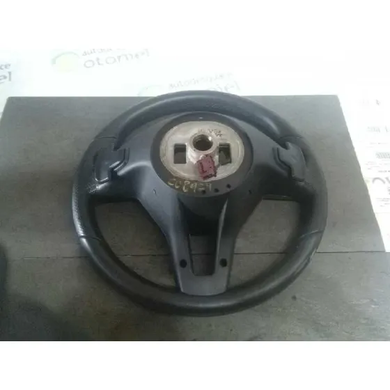 Volante para Mercedes-Benz Clase Cla (W117)