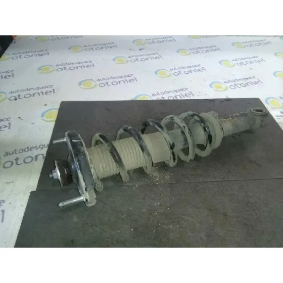 Amortiguador Trasero Derecho para Toyota Corolla Verso (R1)