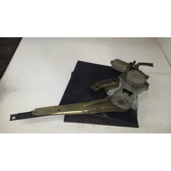 Elevalunas Trasero Derecho para Nissan Almera (N16/E)
