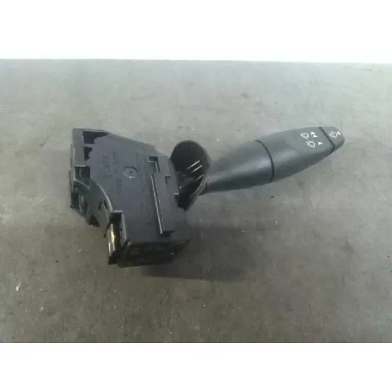 Mando Limpia para Ford Fiesta (Cbk)