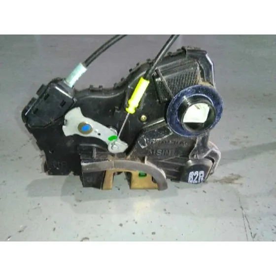 Cerradura Puerta Delantera Derecha para Toyota Corolla (E12)