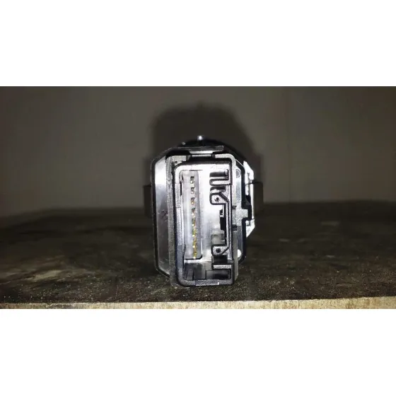 Interruptor para Toyota Corolla Verso (R1)