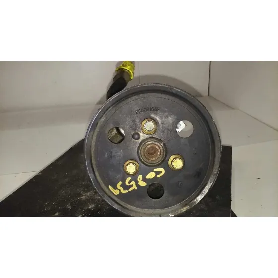 Bomba Direccion para Chrysler Jeep Cherokee (Kj)