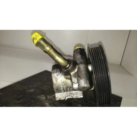 Bomba Direccion para Chrysler Jeep Cherokee (Kj)